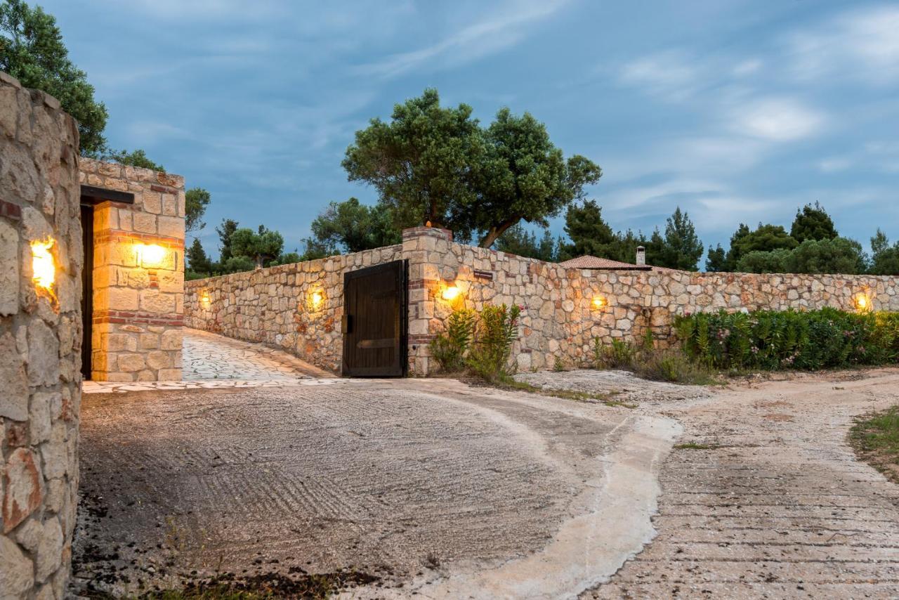 Sithonian Blue Royal Villa Никити Экстерьер фото